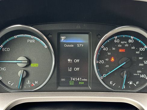 Used 2018 Toyota RAV4 Limited w/ Advanced Technology Package AWD/4WD image 11