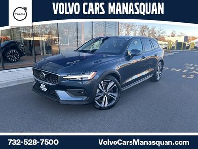 Used 2025 Volvo V60 B5 Cross Country Plus