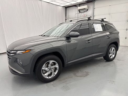 Used 2022 Hyundai Tucson SEL AWD/4WD image 3