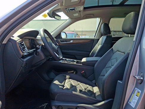 New 2026 Volkswagen Atlas SE AWD/4WD image 9