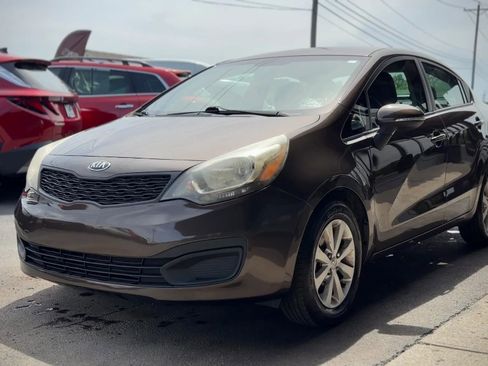 Used 2013 Kia Rio EX w/ Convenience Pkg FWD image 5