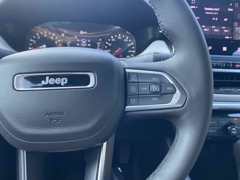 Used 2024 Jeep Compass Limited AWD/4WD image 33