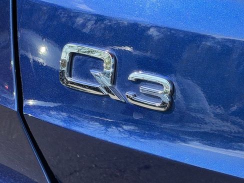 Used 2023 Audi Q3 2.0T Premium w/ Black Optic Sport Package AWD/4WD image 27