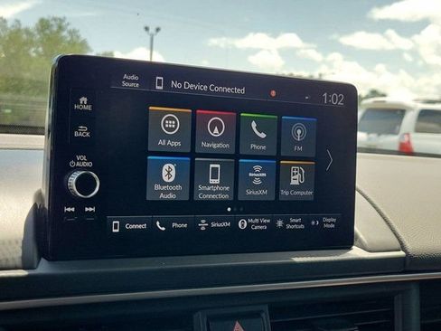 Used 2025 Honda Pilot Elite image 24