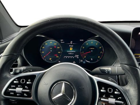 Used 2023 Mercedes-Benz GLC 300 4MATIC Coupe image 11