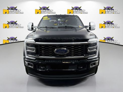 Used 2023 Ford F450 Platinum w/ FX4 Off-Road Package AWD/4WD image 2