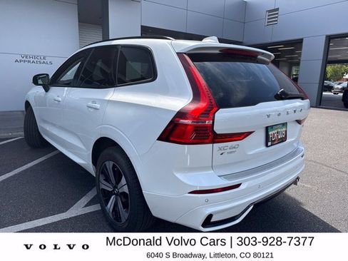 Used 2025 Volvo XC60 T8 Core w/ Protection Package Premier AWD/4WD image 4