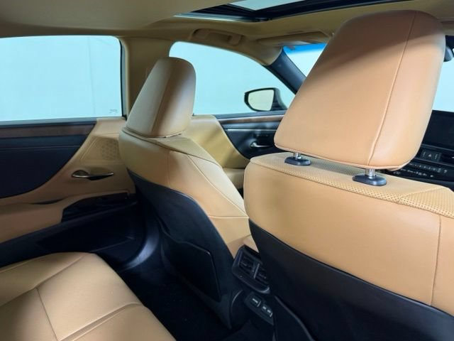 Certified 2022 Lexus ES 350 w/ Premium Package FWD image 29