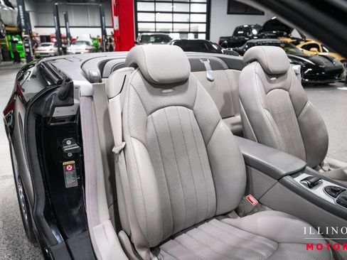 Used 2004 Mercedes-Benz SL 55 AMG image 28