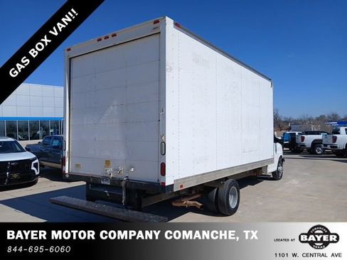 Used 2016 GMC Savana 3500 Extended image 5