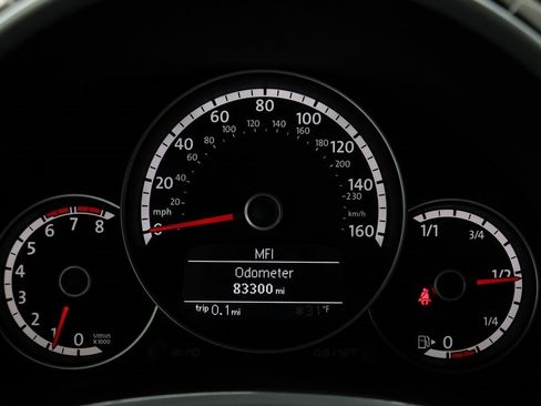 Used 2013 Volkswagen Beetle 2.5 image 8