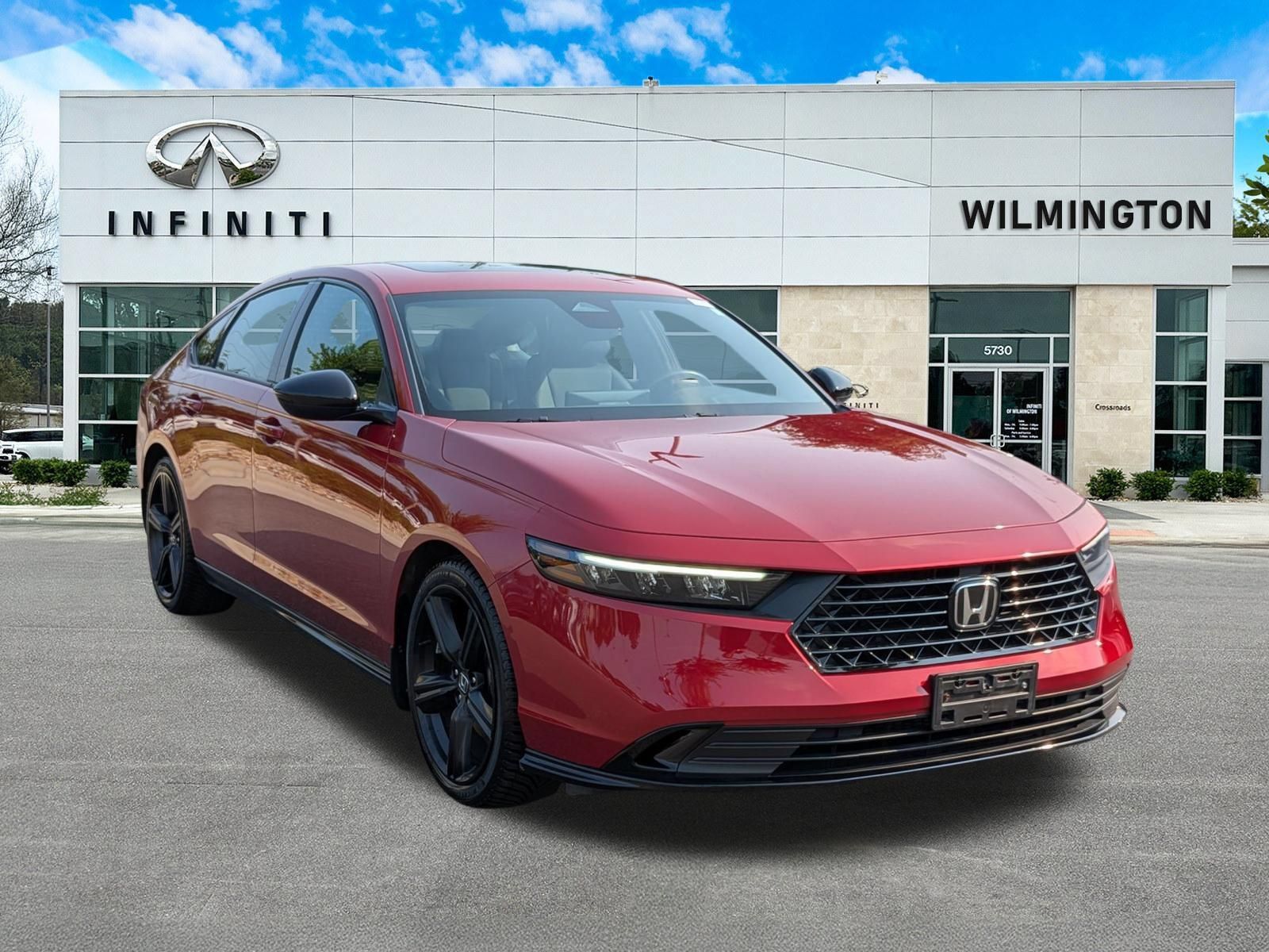 Used 2023 Honda Accord Sport image 1