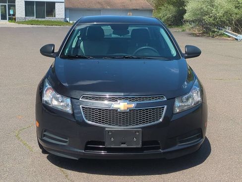 Used 2013 Chevrolet Cruze LS FWD image 9