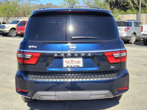 Used 2022 Nissan Armada SL w/ Captain's Chairs Package image 5