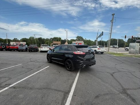 Used 2019 Ford Edge ST w/ Equipment Group 401A AWD/4WD image 10