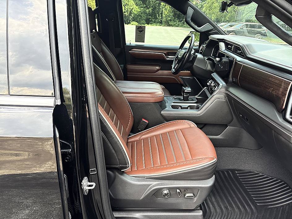 Used 2023 GMC Sierra 1500 Denali Ultimate AWD/4WD image 21