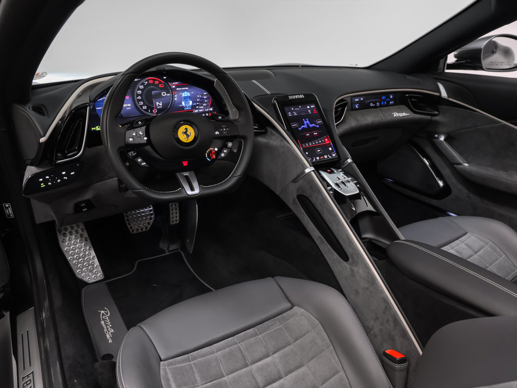 Used 2024 Ferrari Roma Spider RWD image 75