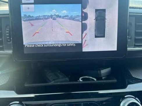 Used 2022 Ford Explorer ST-Line RWD image 16