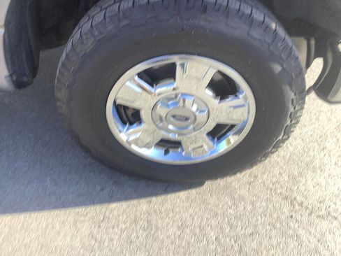 Used 2014 Ford F150 XL w/ Equipment Group 101A Mid AWD/4WD image 27