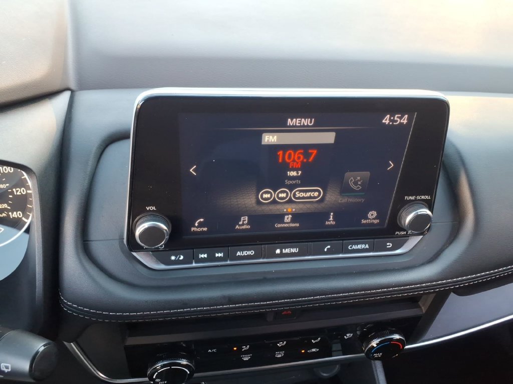 Used 2023 Nissan Rogue S FWD image 24
