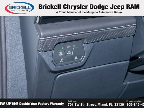 Used 2025 Volkswagen Atlas SE FWD image 29