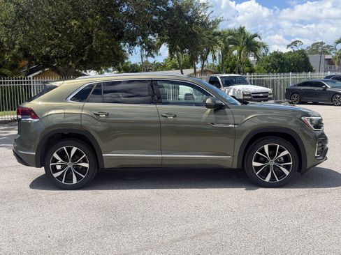 New 2026 Volkswagen Atlas Cross Sport SEL Premium R-Line AWD/4WD image 7