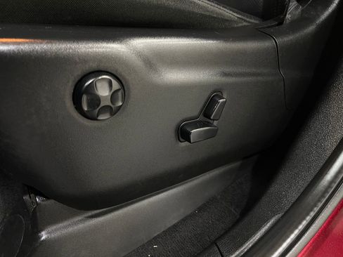 Used 2018 Dodge Durango R/T w/ Technology Group image 17