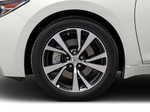Used 2016 Nissan Maxima Platinum w/ Interior Lighting Package FWD image 11