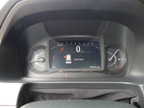 Used 2025 Honda Passport TrailSport image 32