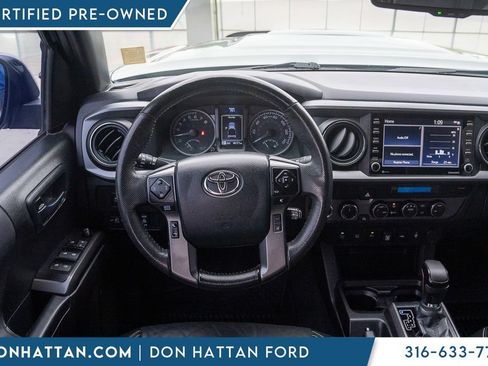 Used 2023 Toyota Tacoma TRD Sport w/ Technology Package AWD/4WD image 5