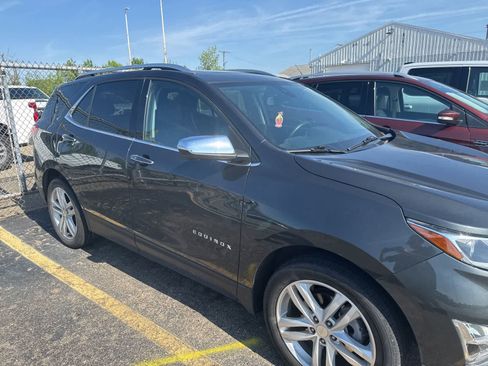 Used 2020 Chevrolet Equinox Premier AWD/4WD image 26