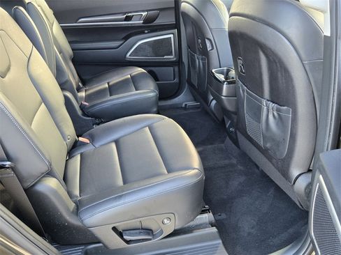 Used 2023 Kia Telluride S w/ S Sunroof Package image 16
