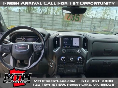 Used 2022 GMC Sierra 2500 AT4 w/ AT4 Premium Plus Package AWD/4WD image 10