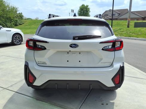 Used 2025 Subaru Crosstrek 2.5i Premium AWD/4WD image 6