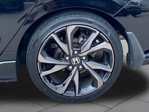 Used 2019 Honda Civic Sport image 11