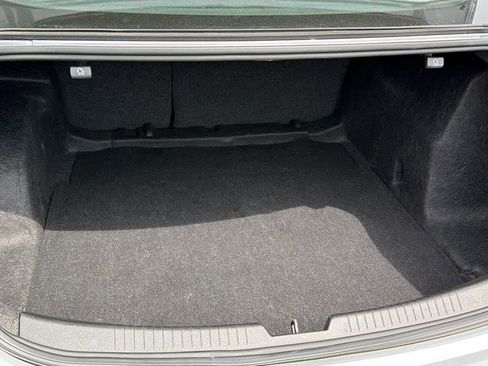 Used 2023 Chevrolet Malibu LT FWD image 27