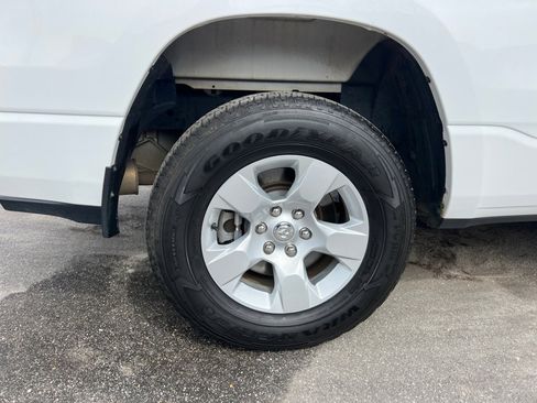 Used 2023 RAM 1500 Big Horn image 23