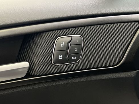 Used 2019 Ford Fusion Energi Titanium FWD image 38