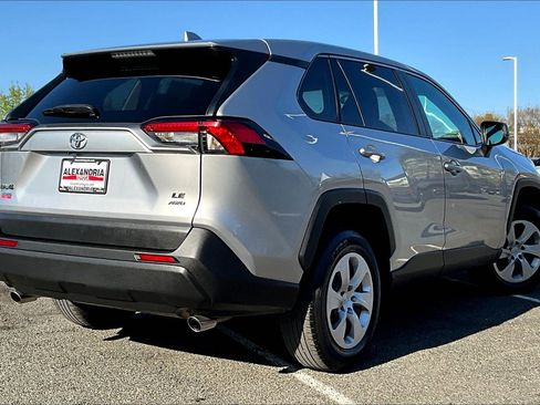 Used 2024 Toyota RAV4 LE image 12