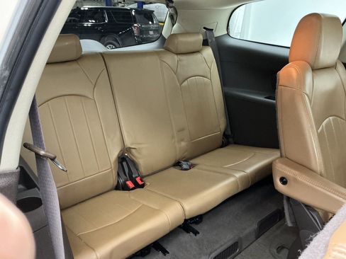 Used 2013 Buick Enclave Premium w/ Trailering Provision Package image 24