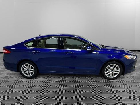 Used 2014 Ford Fusion SE image 4