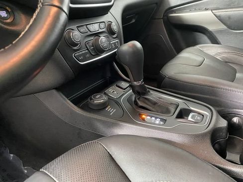 Used 2021 Jeep Cherokee Latitude Lux 80th Anniv w/ Quick Order Package 26U 80TH AWD/4WD image 27