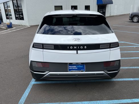 Certified 2024 Hyundai Ioniq 5 SEL RWD image 4