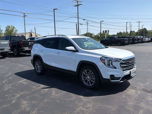 Used 2024 GMC Terrain SLT w/ Tech Package AWD/4WD image 2