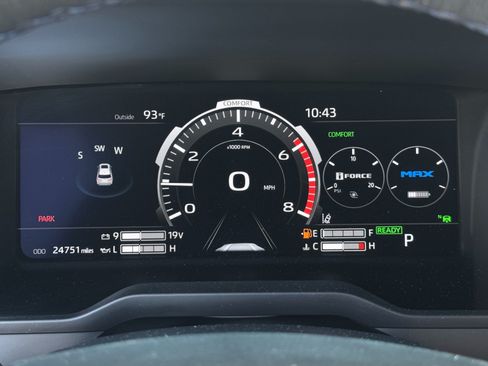 Used 2023 Toyota Sequoia Platinum AWD/4WD image 21