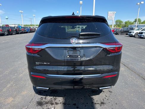 Used 2021 Buick Enclave Avenir w/ Avenir Technology Package AWD/4WD image 4