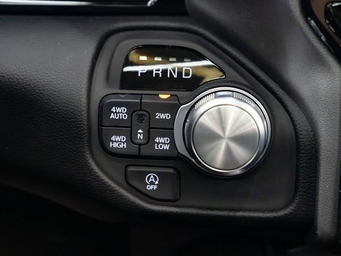 New 2026 RAM 1500 Laramie AWD/4WD image 15