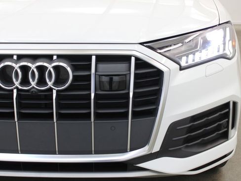 Used 2023 Audi Q7 2.0T Premium Plus w/ Premium Plus Package image 8