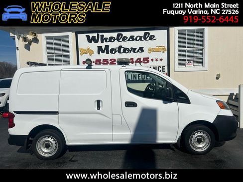 Used 2015 Nissan NV200 S w/ Cruise Control Package image 1