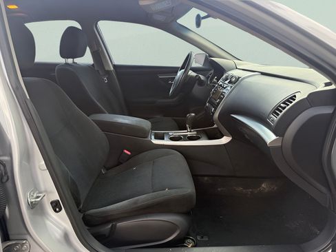 Used 2015 Nissan Altima 2.5 S w/ Power Driver Seat Package FWD image 13